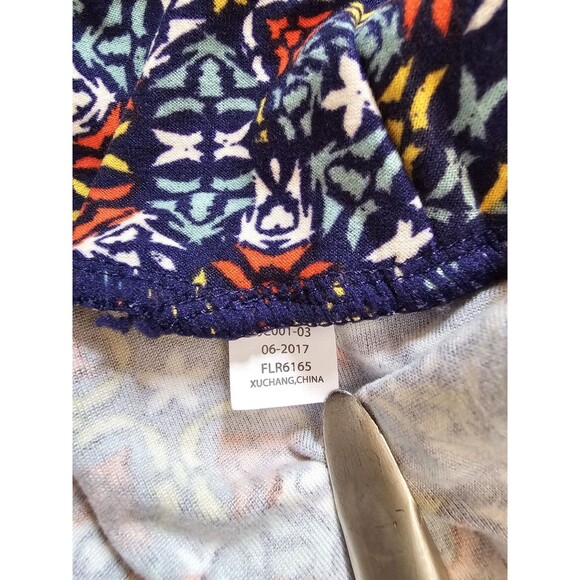 LuLaRoe Leggings TC2 Tall & Curvy 2 Mandala Kaleidoscope Print Multicolor Soft - Picture 7 of 7